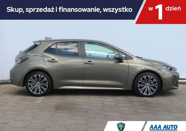 Toyota Corolla cena 95000 przebieg: 33167, rok produkcji 2019 z Słomniki małe 191